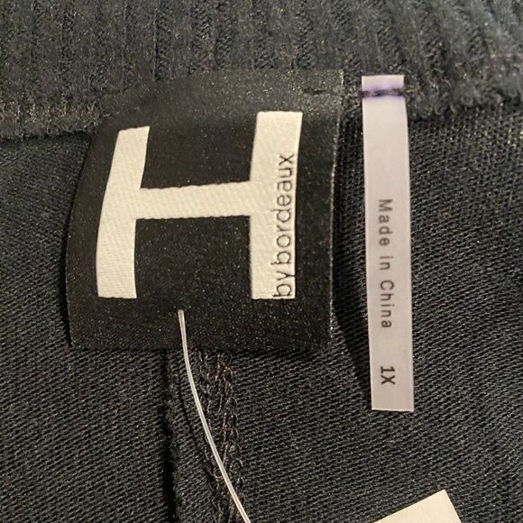 Nordstom Bordeaux Center Seam Sweater S1X - Picture 7 of 9